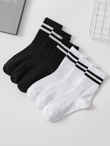 6/12 Pairs Middle Tube Socks For Men And Women Solid Colour In White and Black Fashion Sweat Absorption Breathable and Casual