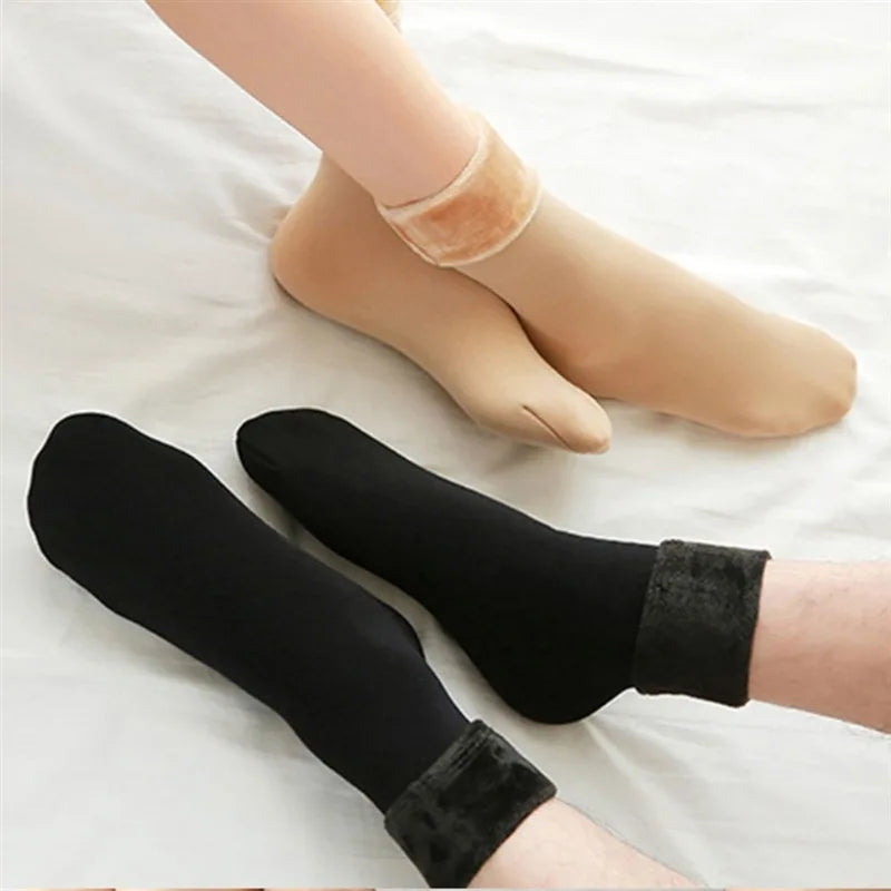 4 Pairs Winter Warm Solid Women Socks Elastic Comfortable Thick Thermal Socks Female Black Seamless Snow Sock Velvet Low Socks